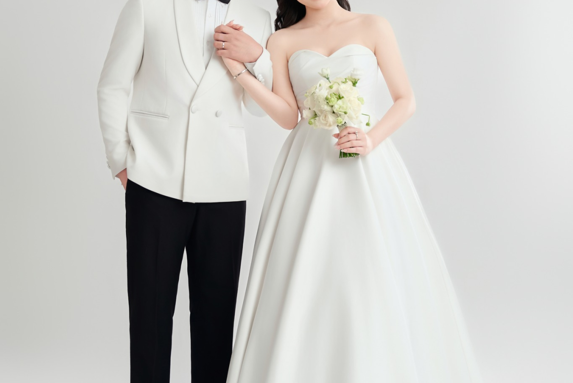 Pre-wedding Studio Phông Trắng