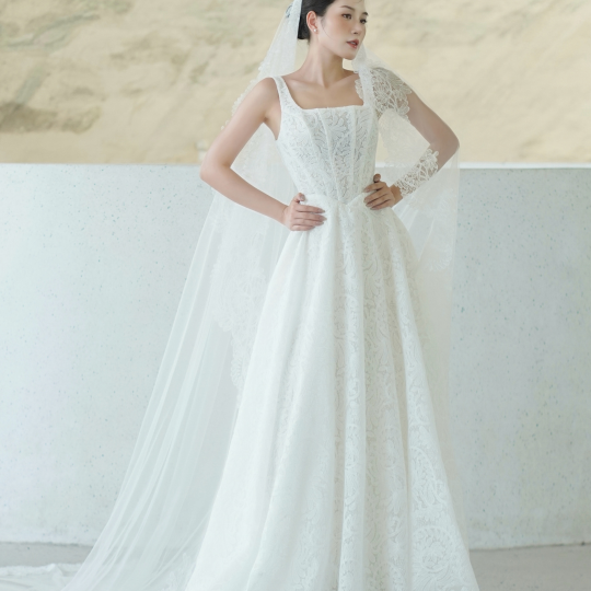 Pure Blossom - LOOK 4