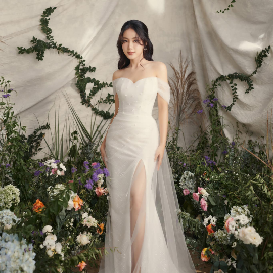 The Floral Shine - LOOK 1
