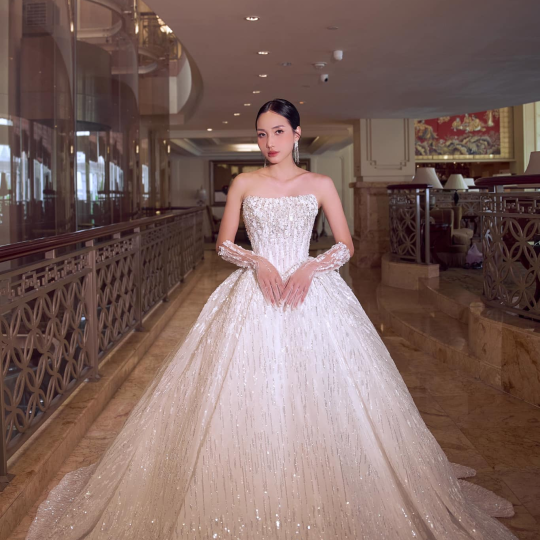 GLAMOROUS - LOOK 7