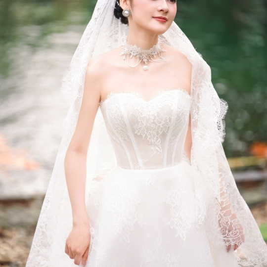 ETHEREALITY OF LACE - LOOK 10