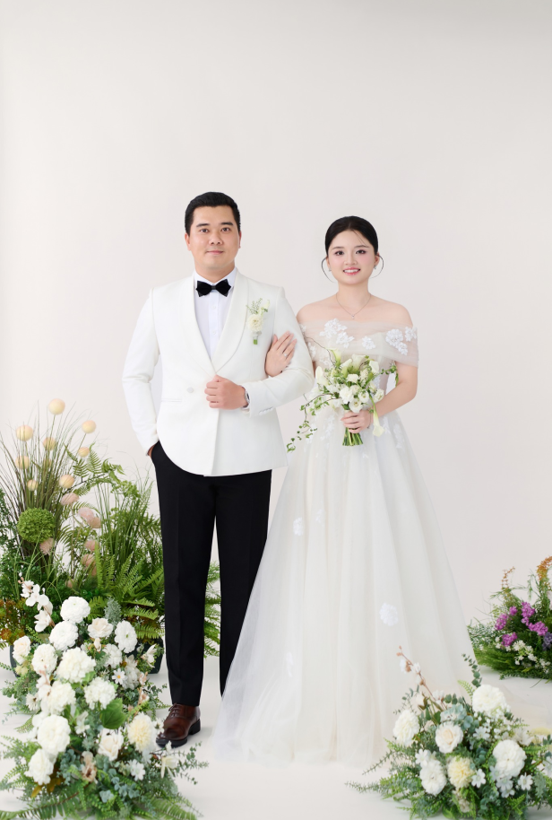 PRE WEDDING | Phông Trắng Decor Hoa