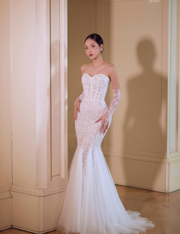 GLAMOROUS - LOOK 1