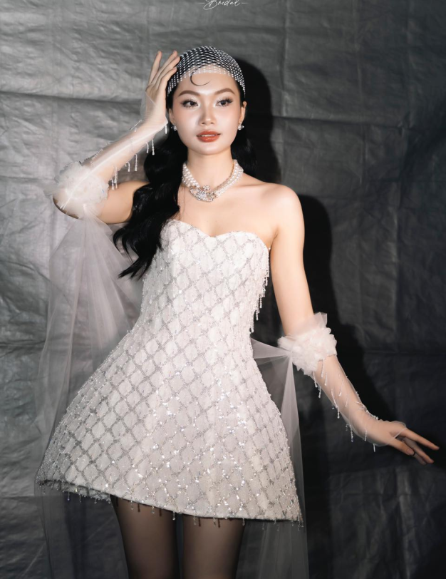 DREAM LIGHT - LOOK 7