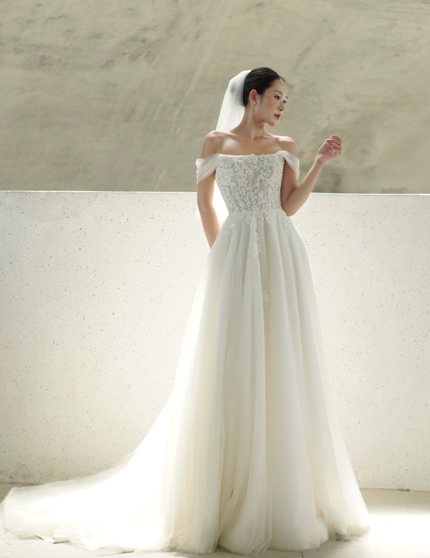 Pure Blossom - LOOK 12