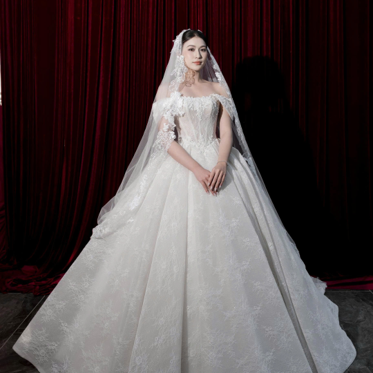 𝗔𝗠𝗢𝗥 𝗙𝗔𝗧𝗜 𝗖𝗢𝗟𝗟𝗘𝗖𝗧𝗜𝗢𝗡 - LOOK 5