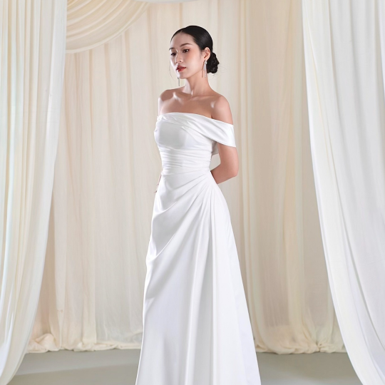 Lightly Queen | Reception Dress - LOOK 10