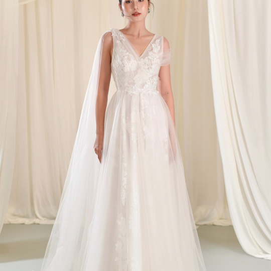 Lightly Queen | Reception Dress - LOOK 2