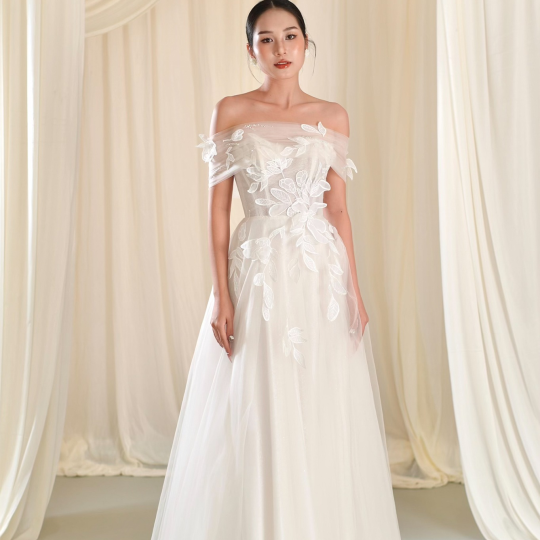 Lightly Queen | Reception Dress - LOOK 4