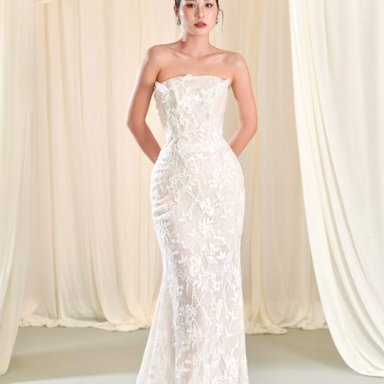 Lightly Queen | Reception Dress - LOOK 5