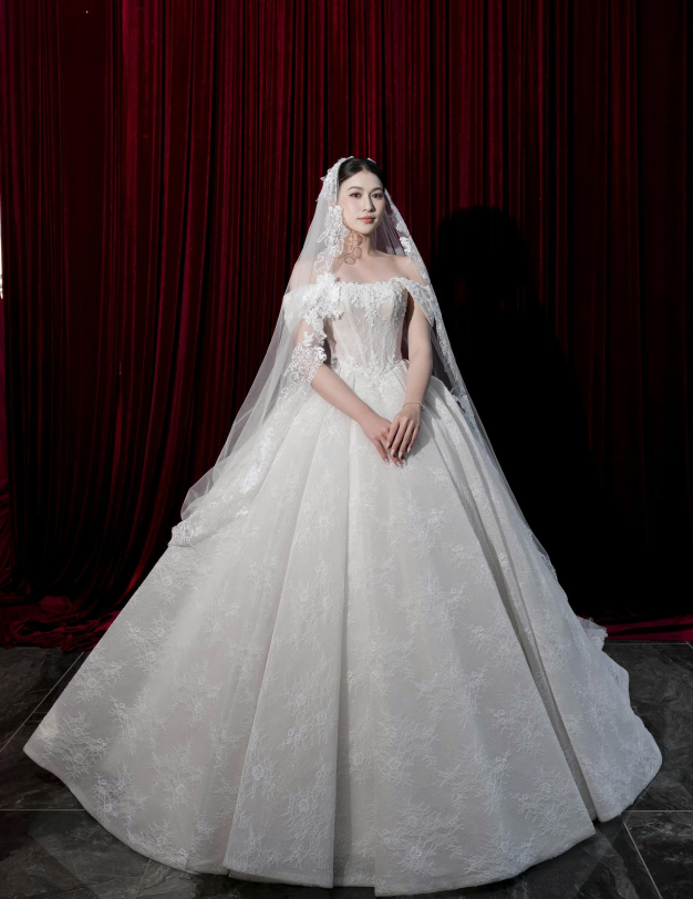 𝗔𝗠𝗢𝗥 𝗙𝗔𝗧𝗜 𝗖𝗢𝗟𝗟𝗘𝗖𝗧𝗜𝗢𝗡 - LOOK 5