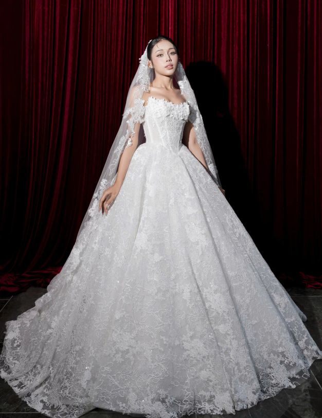 𝗔𝗠𝗢𝗥 𝗙𝗔𝗧𝗜 𝗖𝗢𝗟𝗟𝗘𝗖𝗧𝗜𝗢𝗡 - LOOK 2