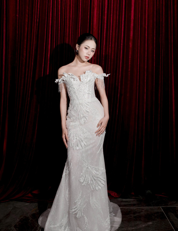 𝗔𝗠𝗢𝗥 𝗙𝗔𝗧𝗜 𝗖𝗢𝗟𝗟𝗘𝗖𝗧𝗜𝗢𝗡 - LOOK 12