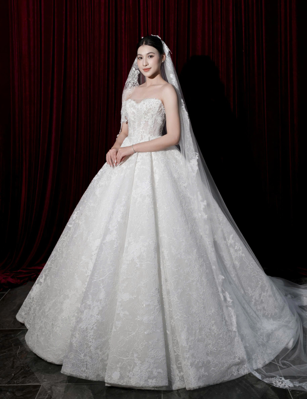 𝗔𝗠𝗢𝗥 𝗙𝗔𝗧𝗜 𝗖𝗢𝗟𝗟𝗘𝗖𝗧𝗜𝗢𝗡 - LOOK 8